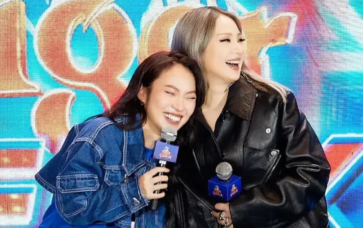Gặp gỡ team Châu Phi tại Nghệ An | Anh Quang Linh, anh Tiến, Lôi Con VyLog by Khánh Vy OFFICIAL 9 minutes, 45 seconds